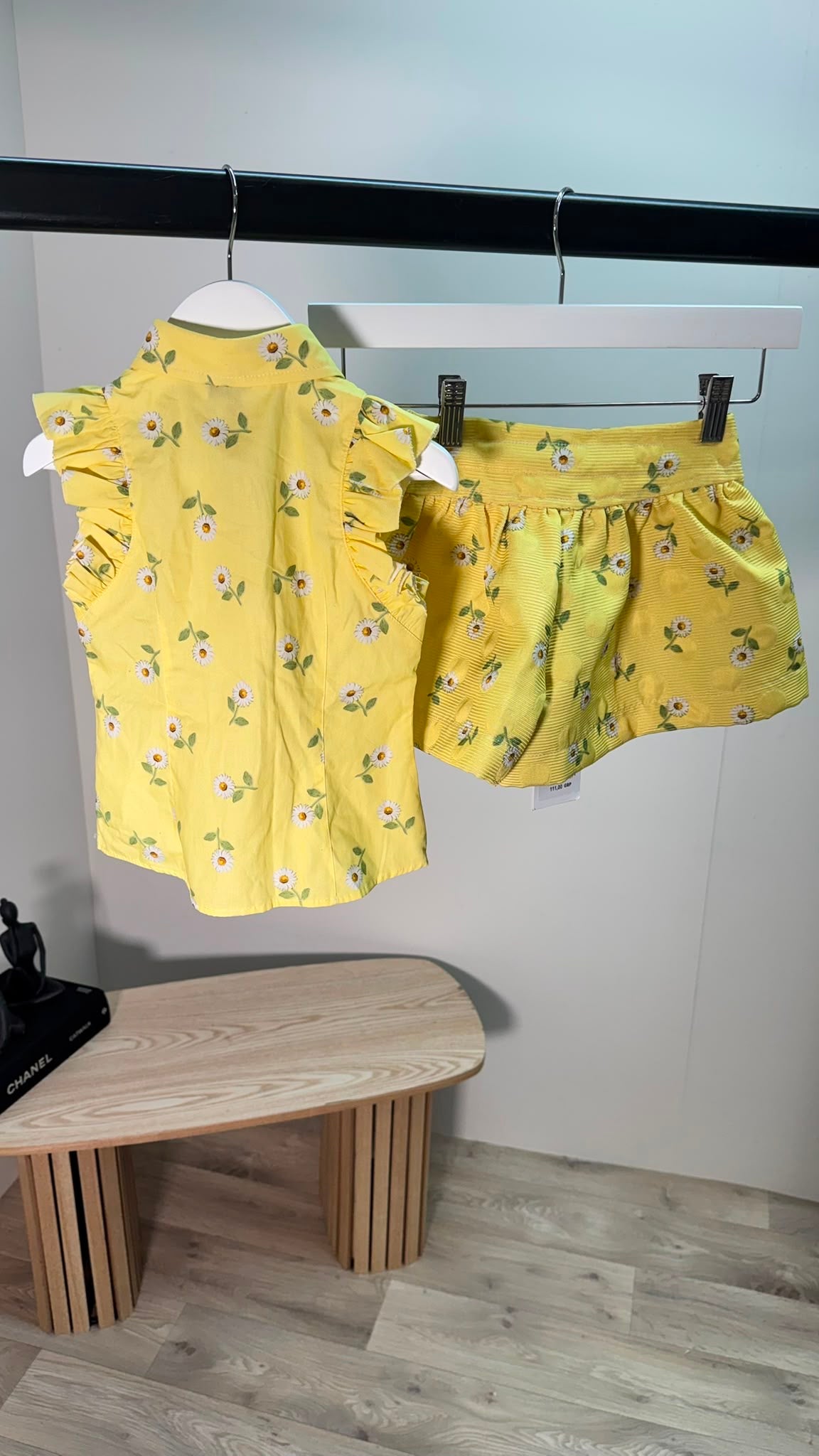 Kids Monnalisa Yellow Daisy Blouse BNWT – 4Y / 104