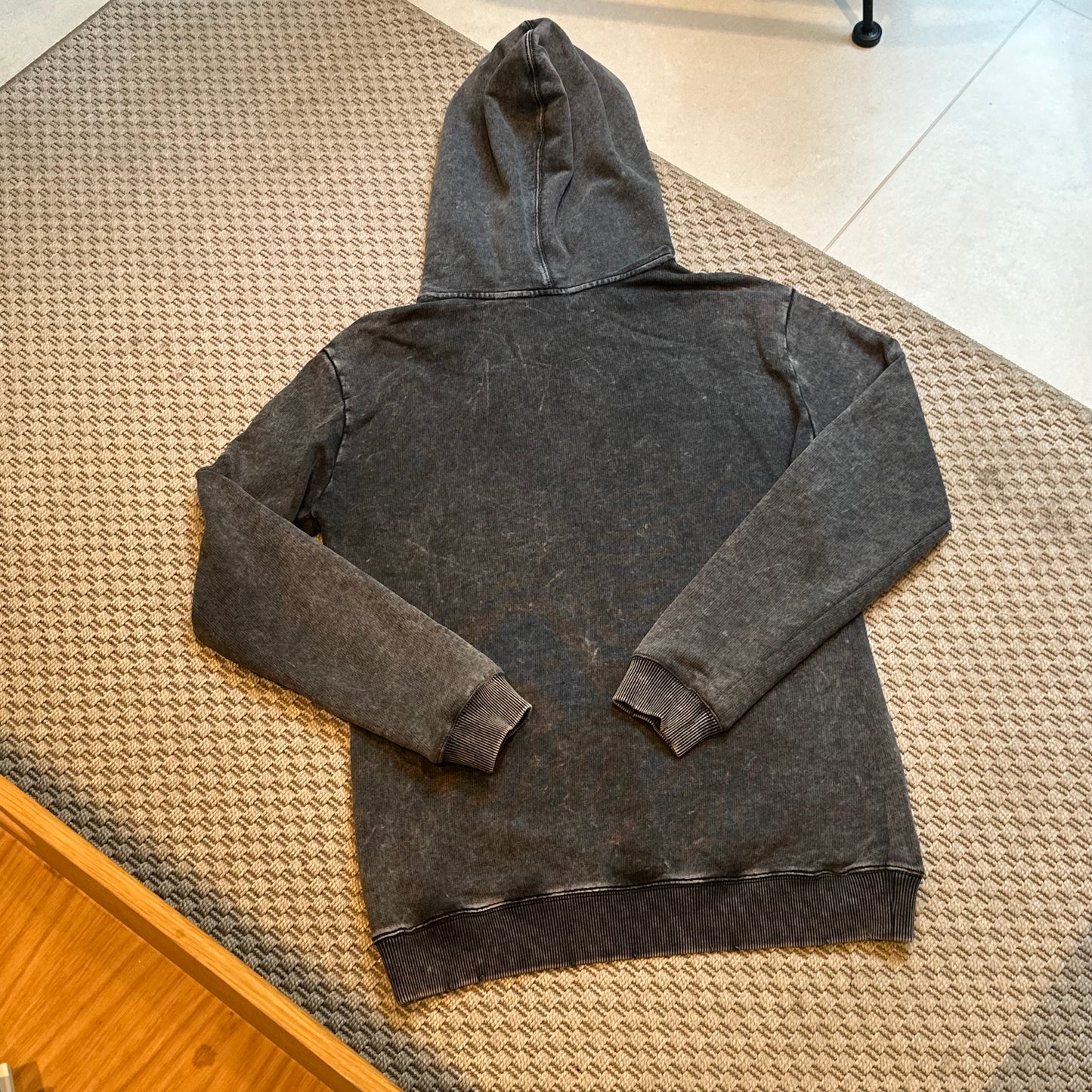 Saint Laurent Distressed logo Jumper - Small