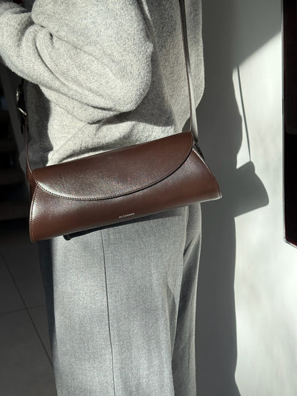 Jil Sanders Cannolo Leather Shoulder bag in Chocolate