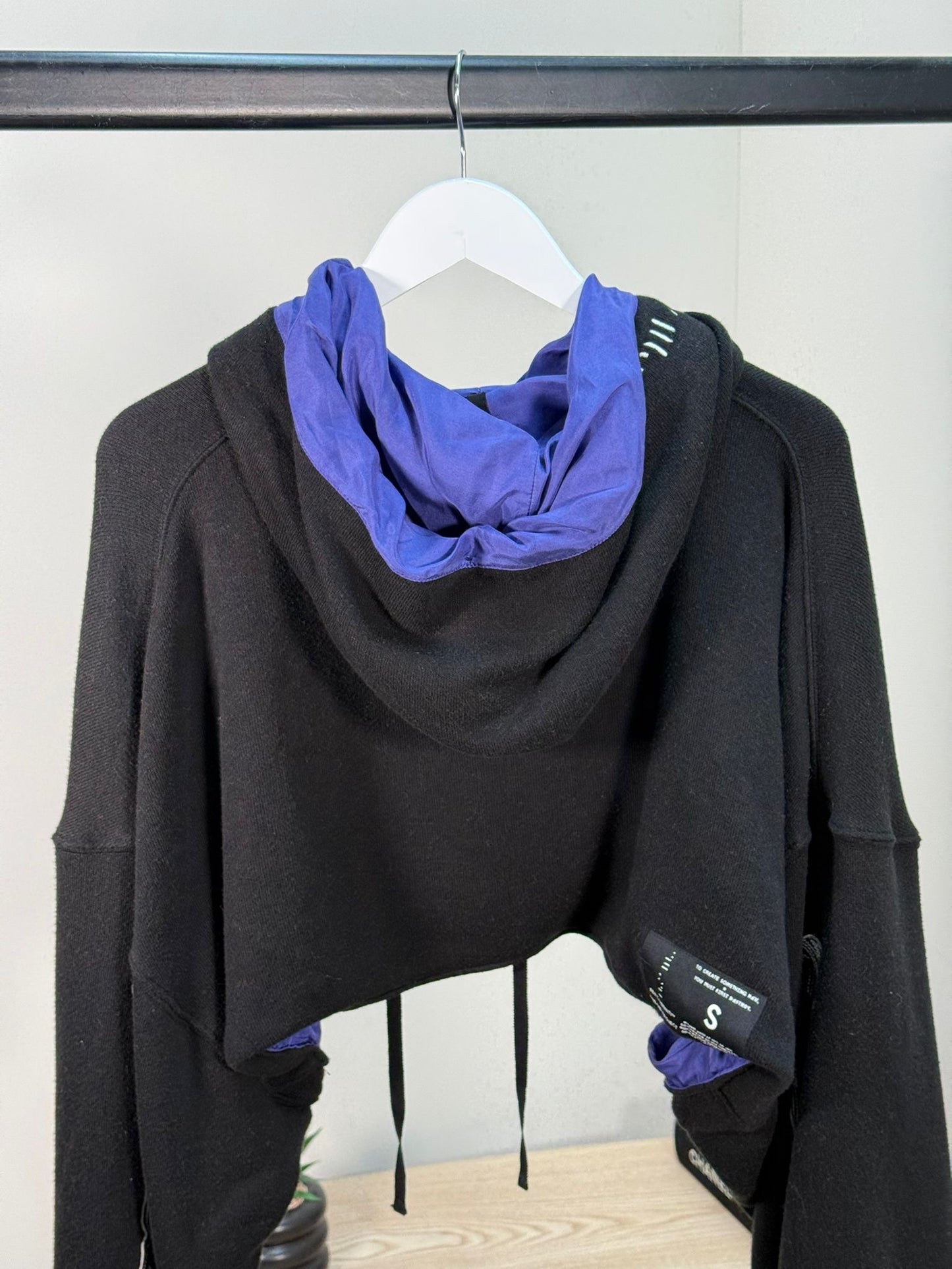 Unravel Black And Purple Cropped Hooded Jumper - Small