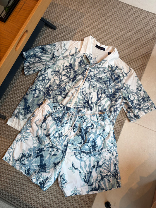 Louis Vuitton White & Blue Monogram Floral Short Sleeve Shirt – XL