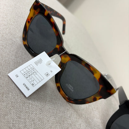 Boohoo Twin Pack Chunky Oversize Cateye Sunglass- Brand New