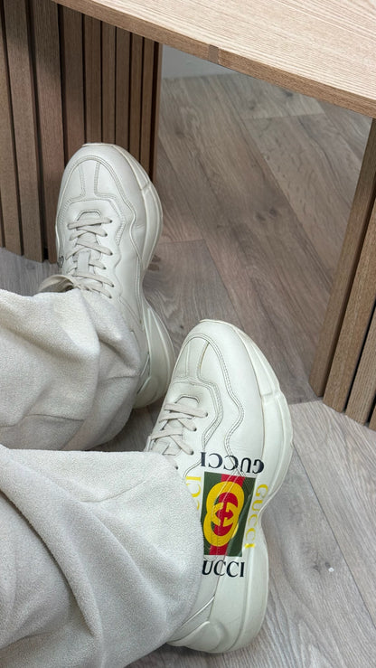 Gucci Cream Rhython Vintage Logo Trainers - UK 6