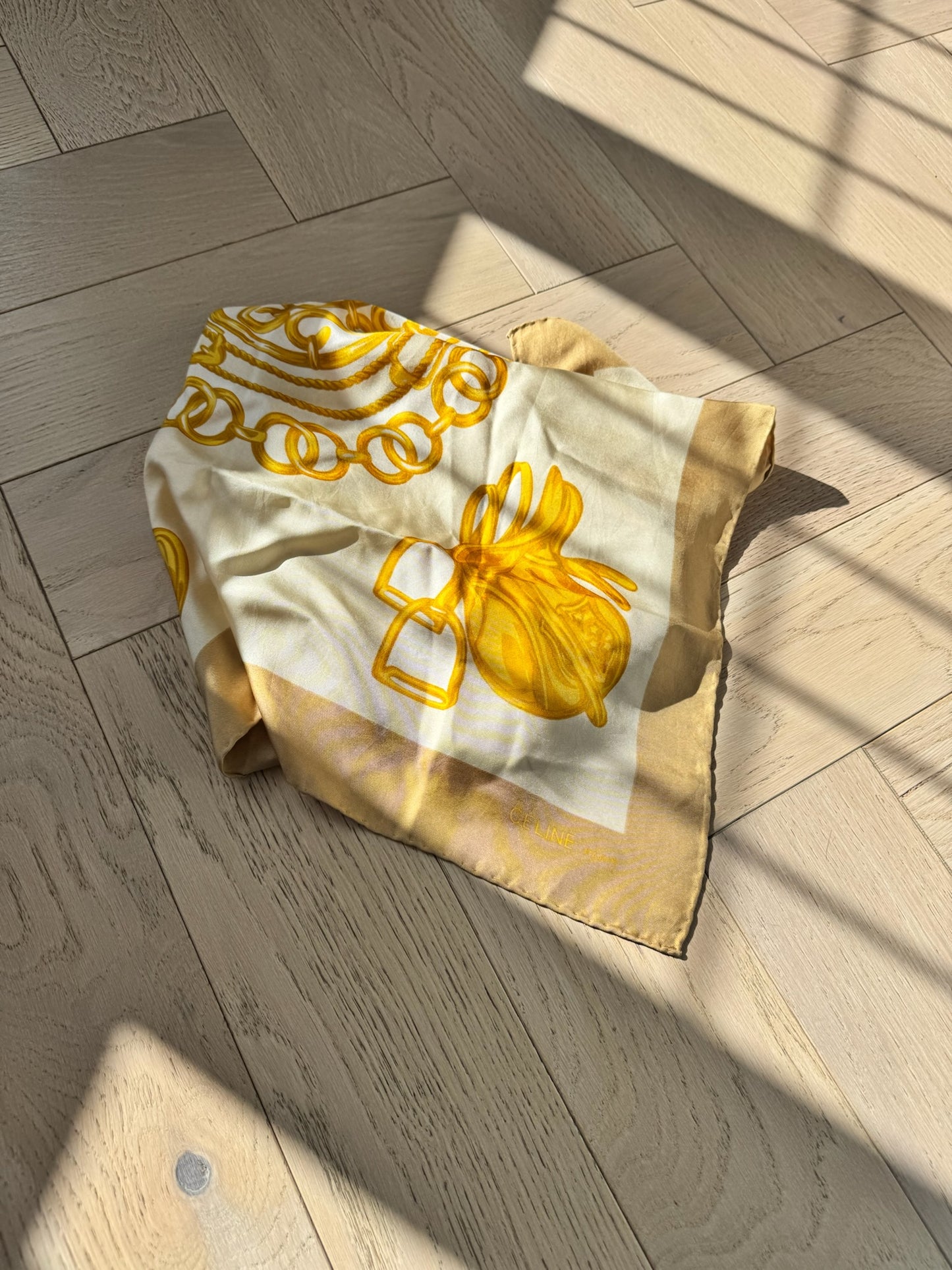 Celine Cream Gold Carré En Soie Silk Scarf – 85 x 85 cm