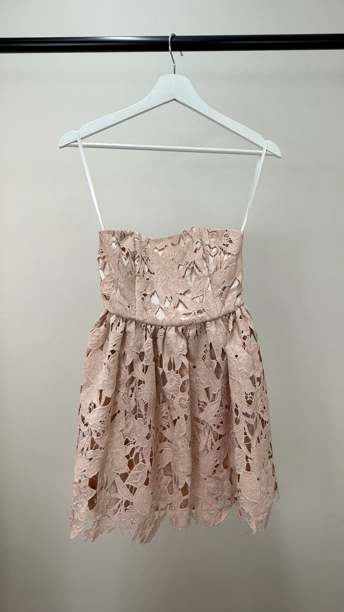 Michael Costello x Revolve Dress Pink Lace Strapless Mini Dress in tags-XS
