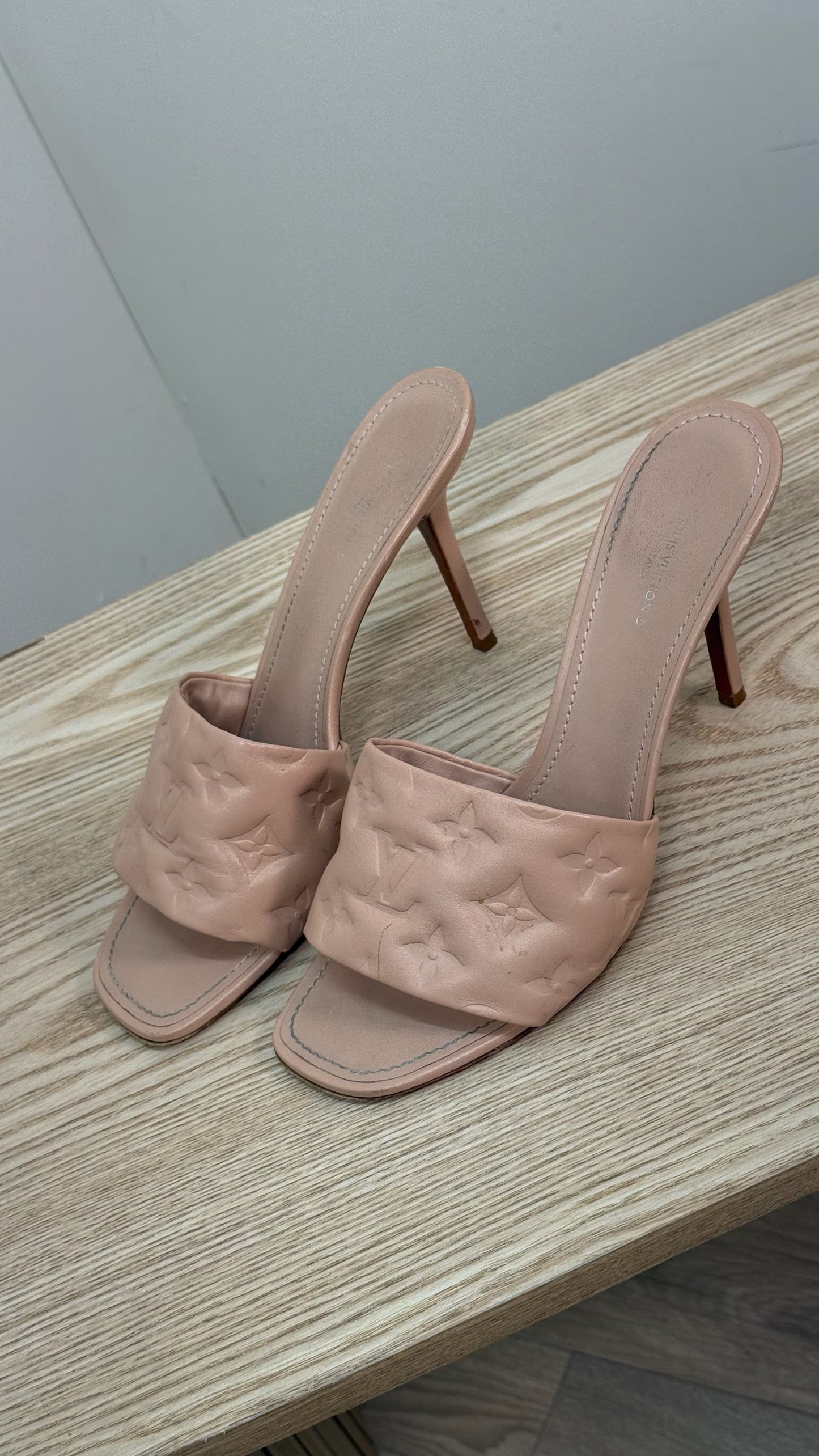 Louis Vuitton Dusty Pink Revival Mogogram Heels - UK 7