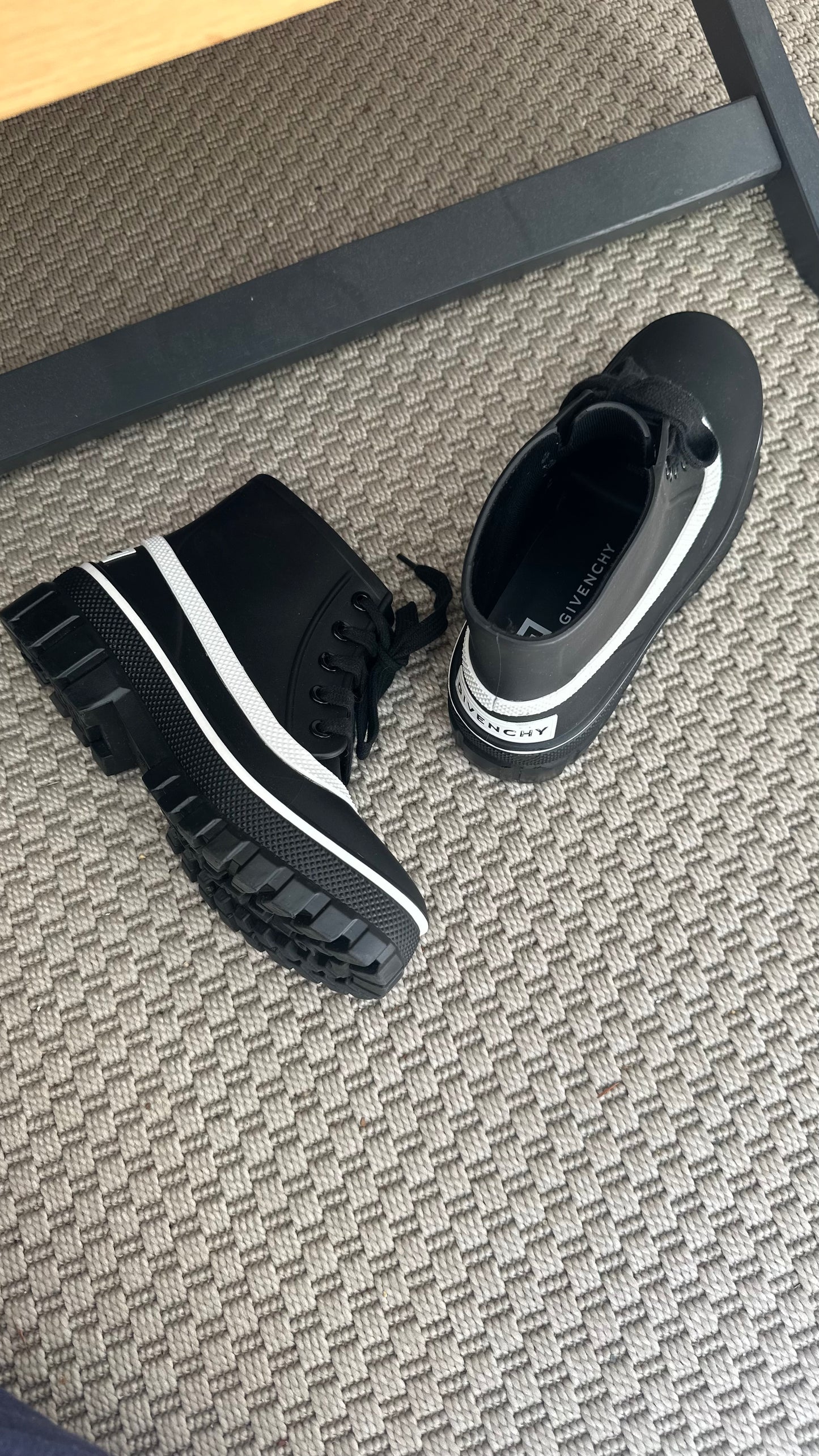 Givenchy Black & White Glaston Boots – EU 36 / UK 3