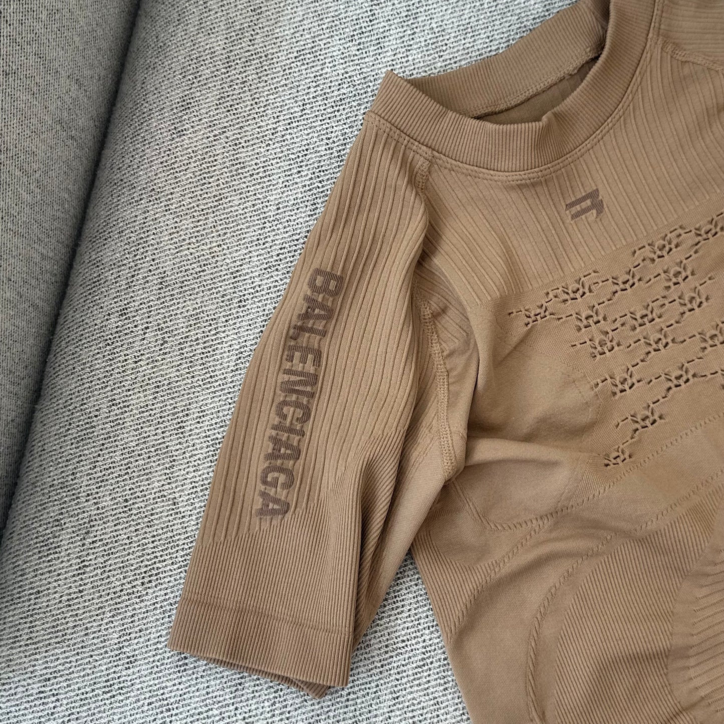 Balenciaga Sporty B Nude Athletic Lycra Gym Top – Medium