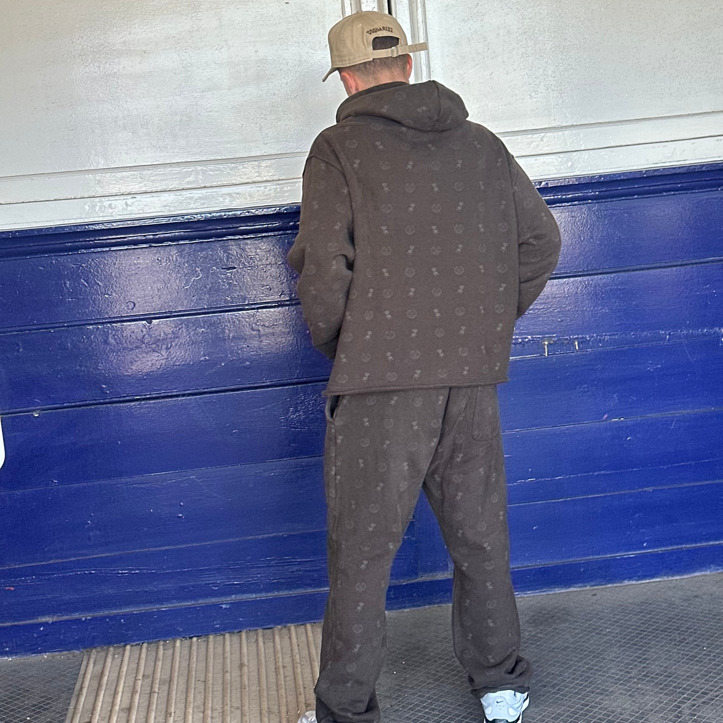 Honor The Gift Brown Monogram An Ode To An Inner City Tracksuit – Large Hoodie / Medium Bottoms