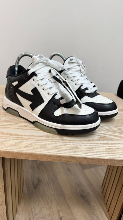 Off-White Black And White Out Of Office Trainers – EU 38 / UK 5