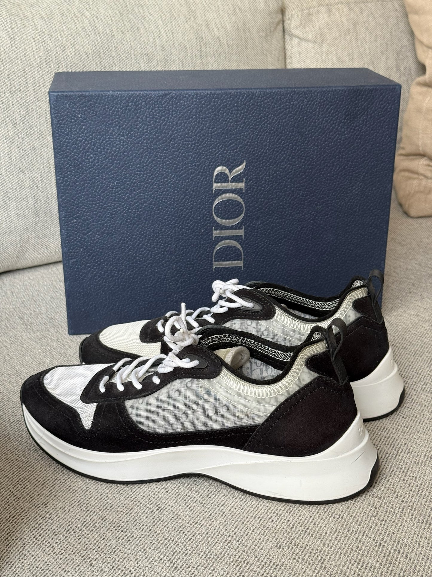 Dior B25 Oblique Black Suede White Trainers - 42/UK8