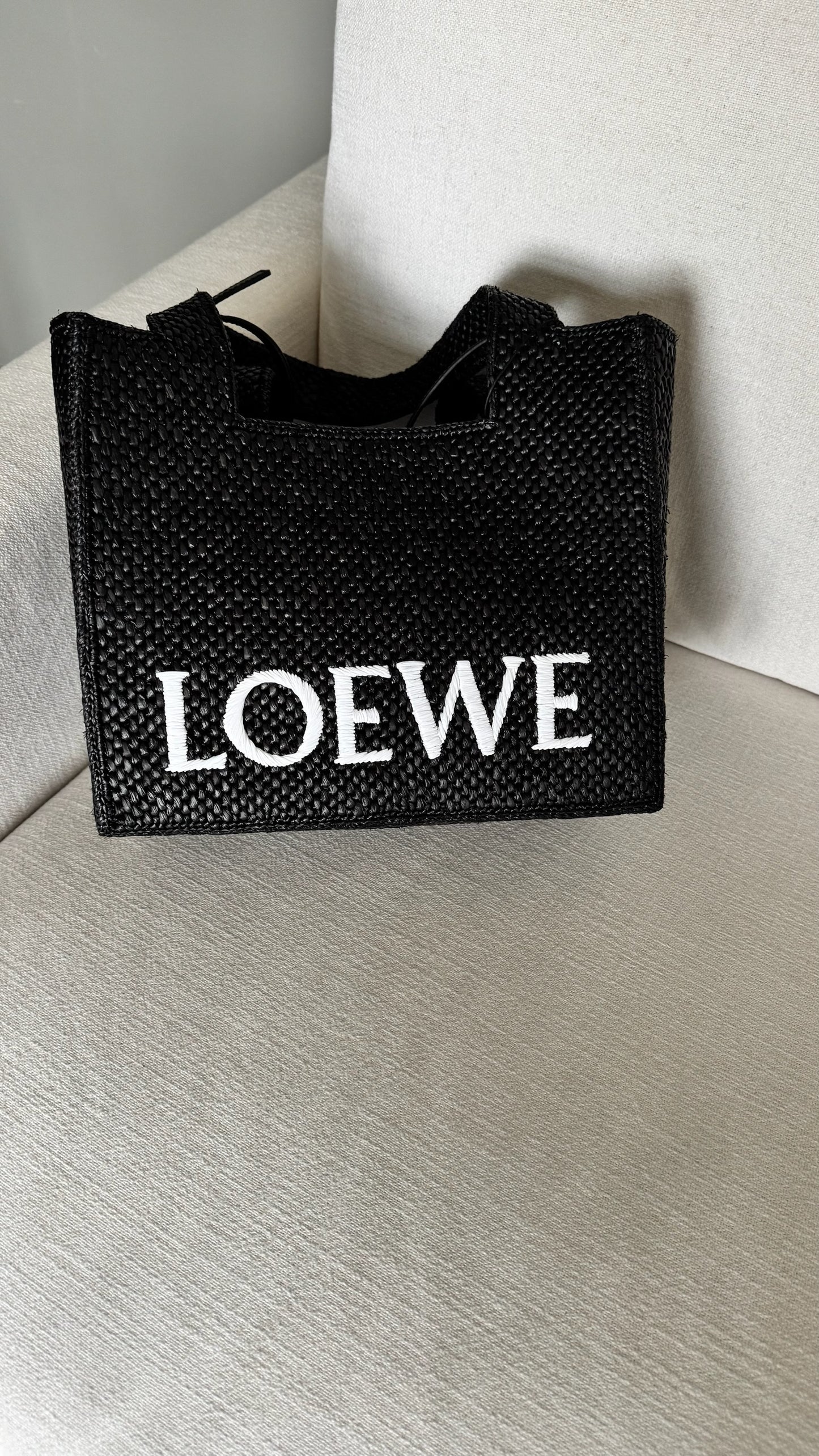 Loewe Black Medium Font tote in raffia Bag- brand new in box