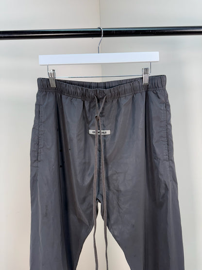 Essentials Black pants - Medium