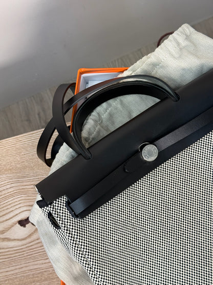 Hermès  Herbag 31 Vache Hunter Toile Quadrille Viking Black White Full Set