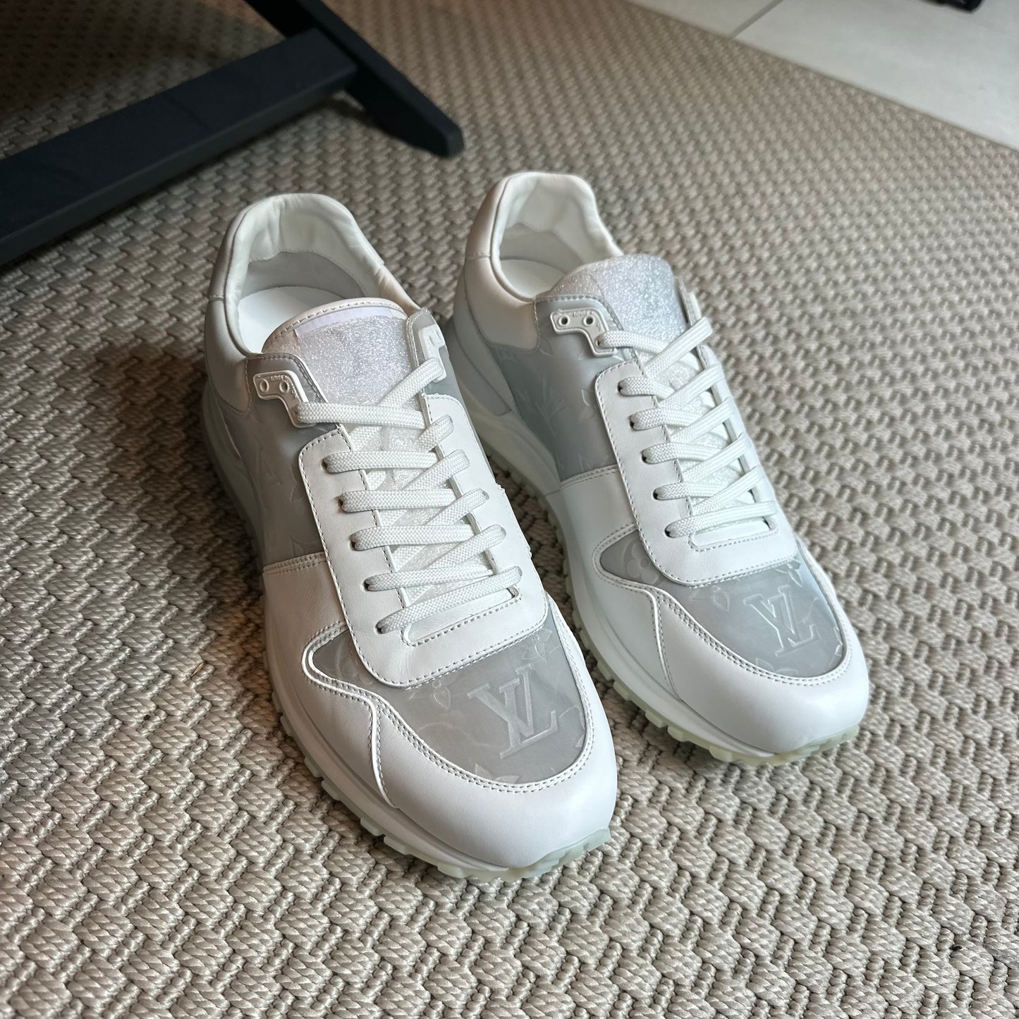Louis Vuitton White Runaway Trainers – Brand New In Box UK 8