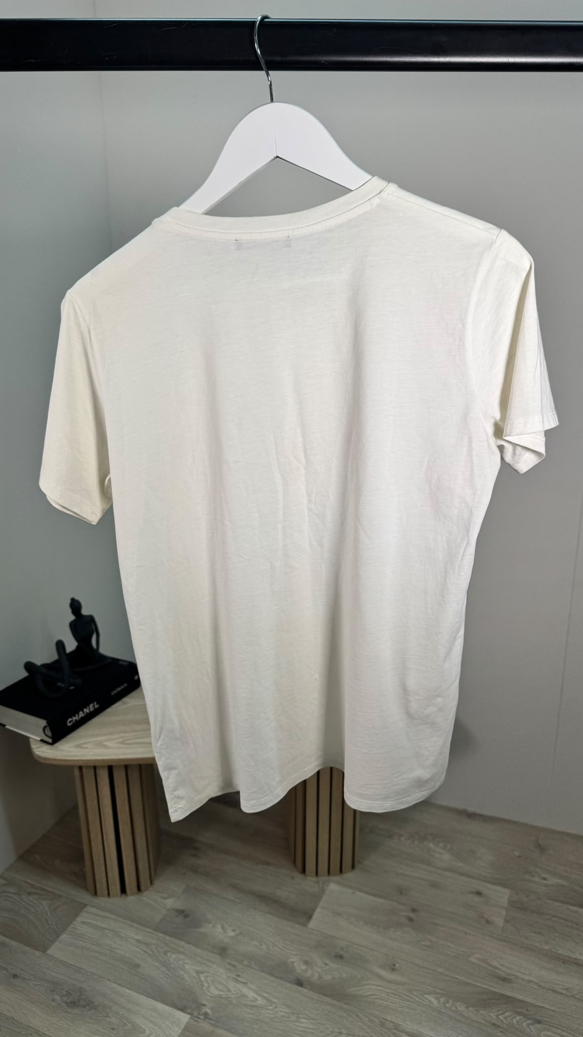 Balmain White Logo T-Shirt With Gold Buttons – IT 38. UK 8