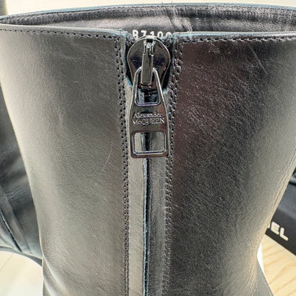 Alexander Mcqueen Black Platform Chunky Boot - 39/UK6