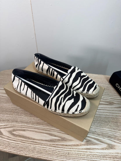 Burberry Zebra Print Brit Espadrille Hodgeson L Flat - UK 4