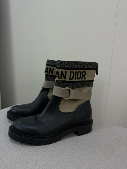 Dior D-Major Black Shiny Calfskin Boots - UK 4.5