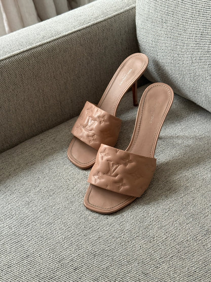 Louis Vuitton Dusty Pink Revival Mogogram Heels - UK 7