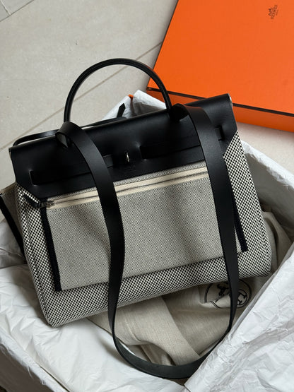 Hermès  Herbag 31 Vache Hunter Toile Quadrille Viking Black White Full Set
