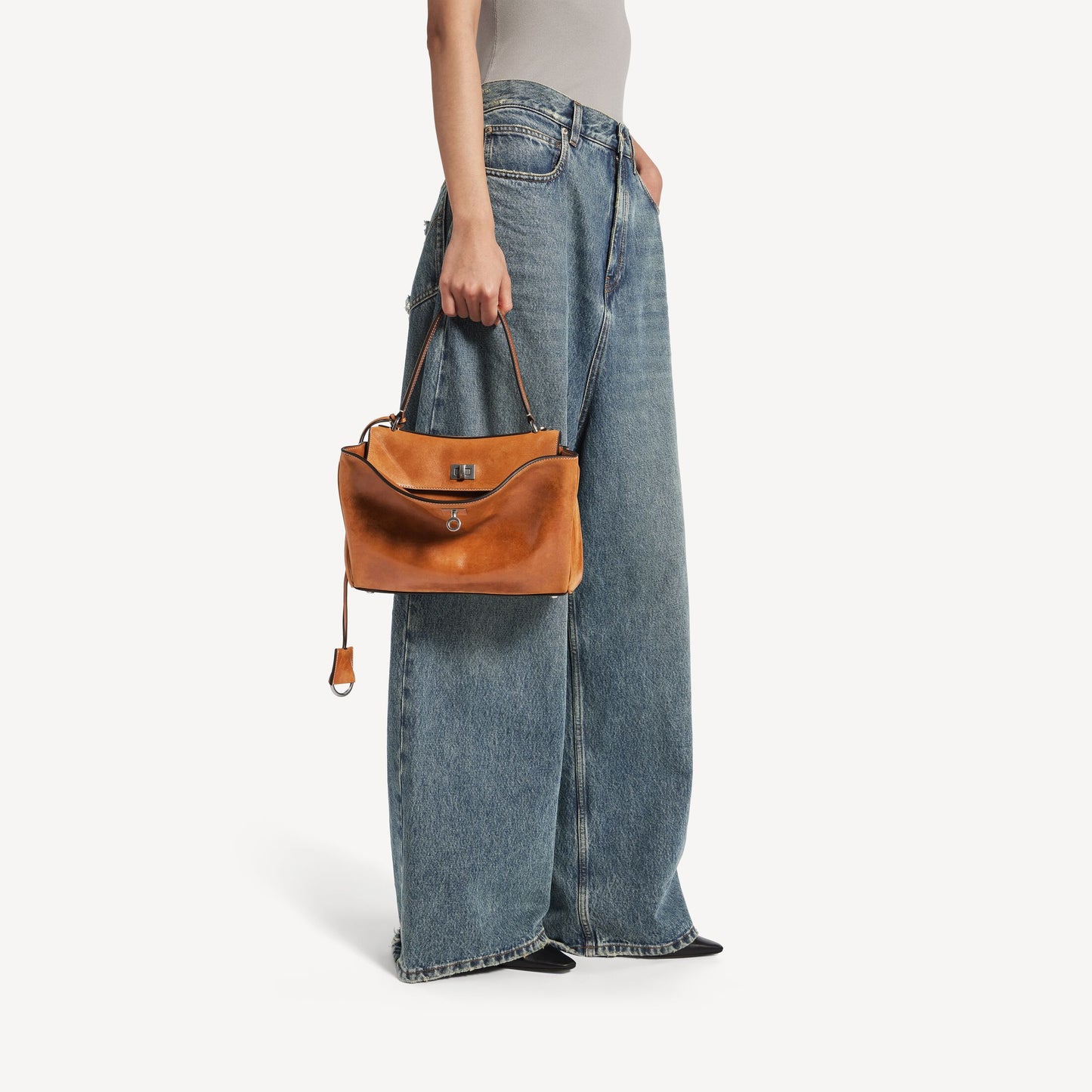 Balenciaga Rodeo Handbag Small in tan cowboy Vegetal tanned lambskin handbag , as new.