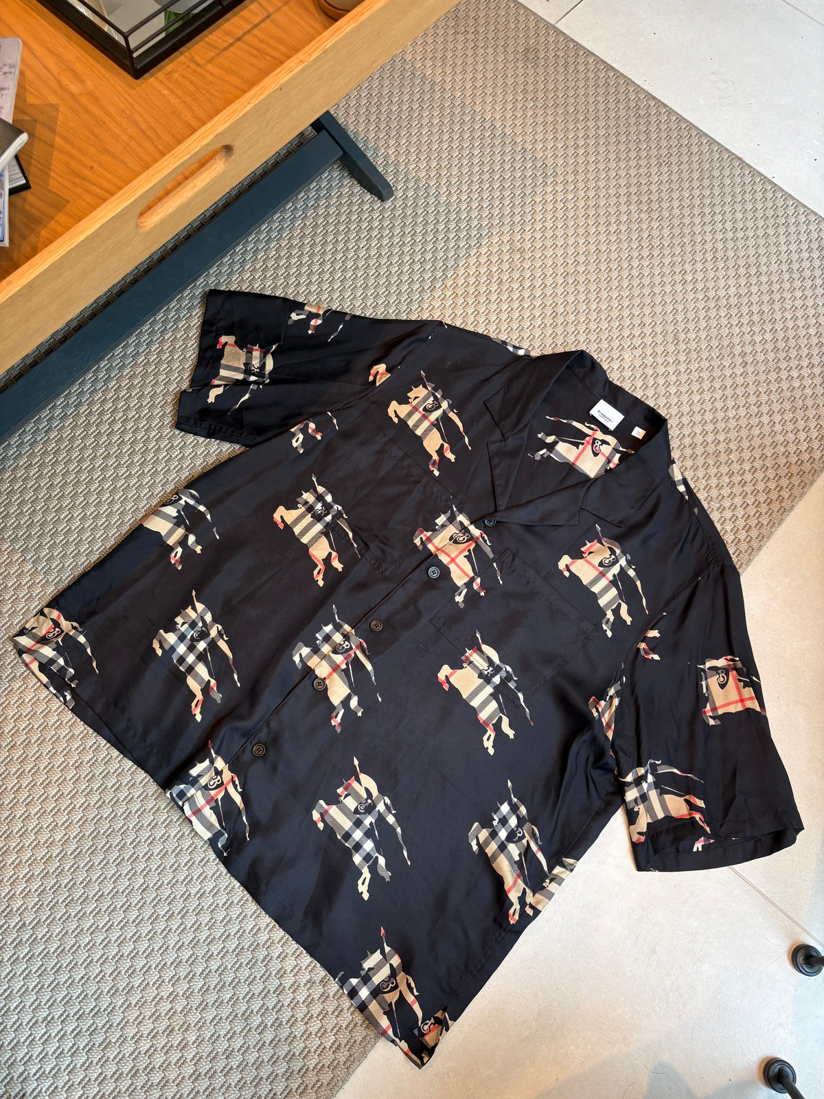 Burberry Black Check Horse Print Short Sleeve Shirt – XL