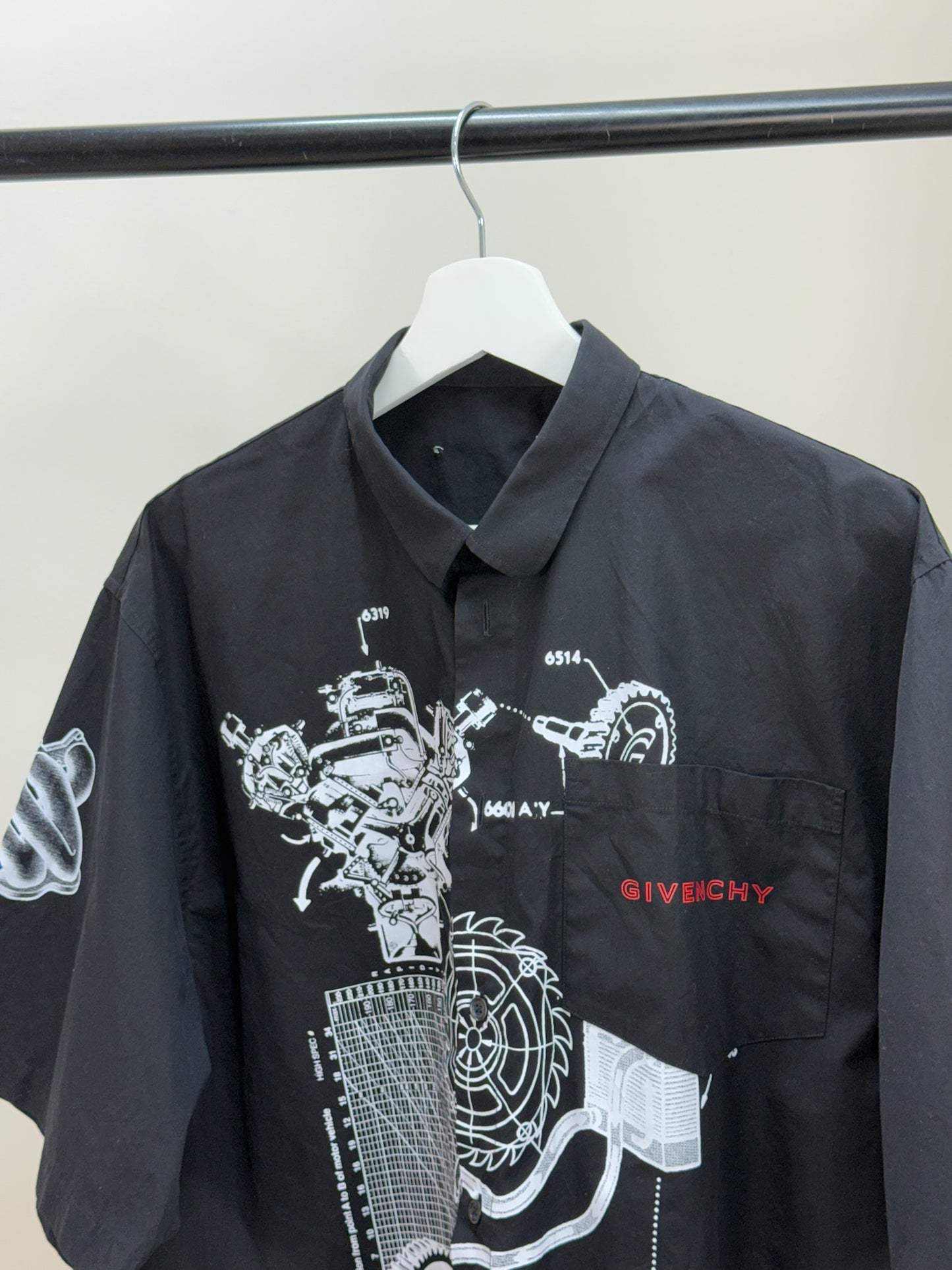 Givenchy Black Schematic Graphic Sports Shirt - 39