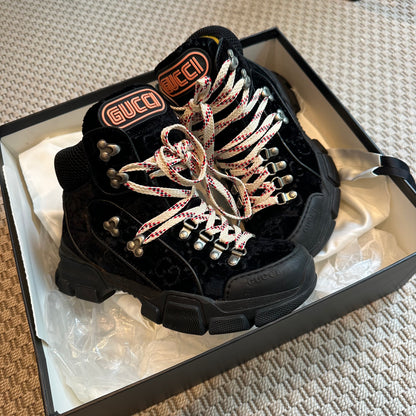 Gucci Black Crystal Velvet Flashtreck Chunky Boots – EU 37.5 / UK 4.5