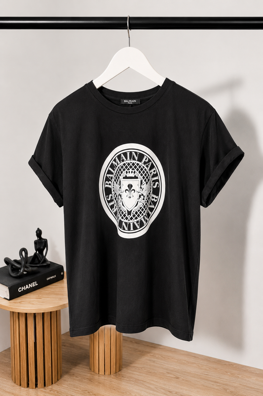 Balmain Black White Shield Logo T-Shirt – IT 38
