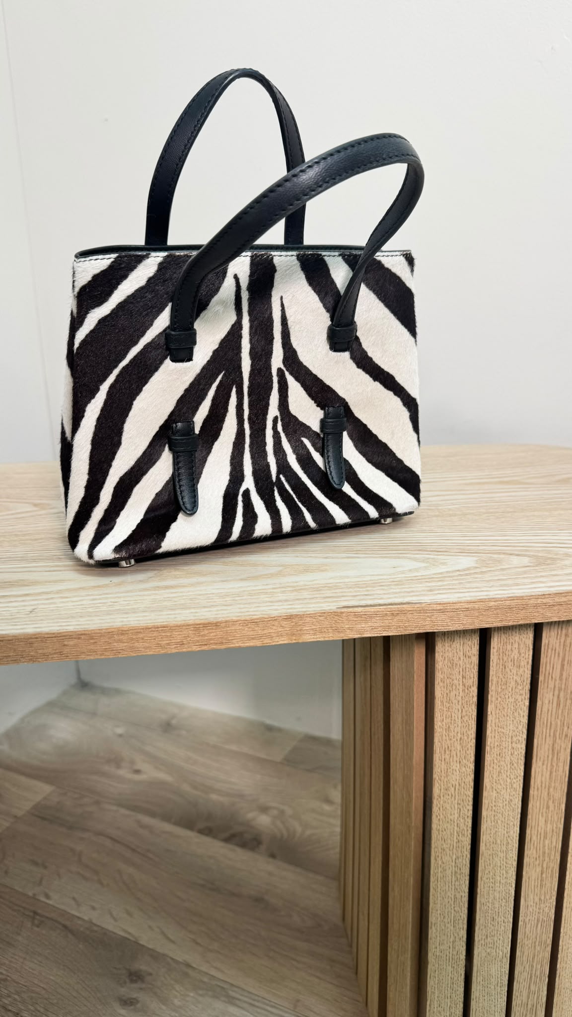 Alaïa Black & White Le Mina 16 Micro Calf Hair Bag – 13.5 x 16.5 x 8 cm