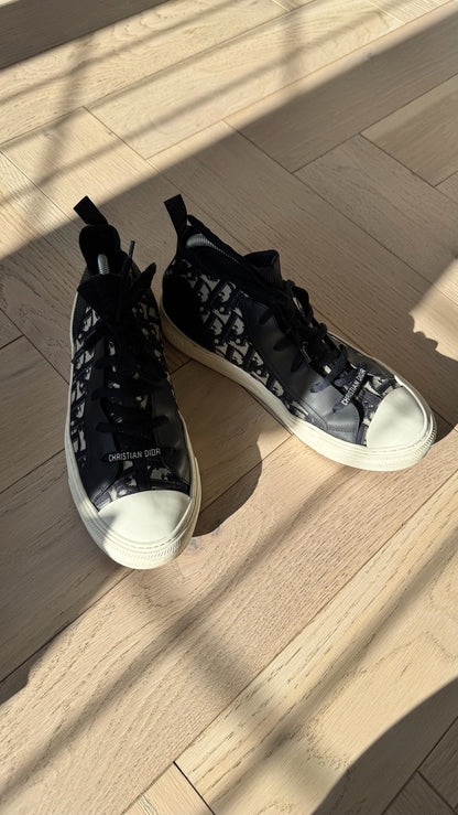 Dior Walk'N'Dior Deep Blue Oblique Trainers – EU 43/UK 9