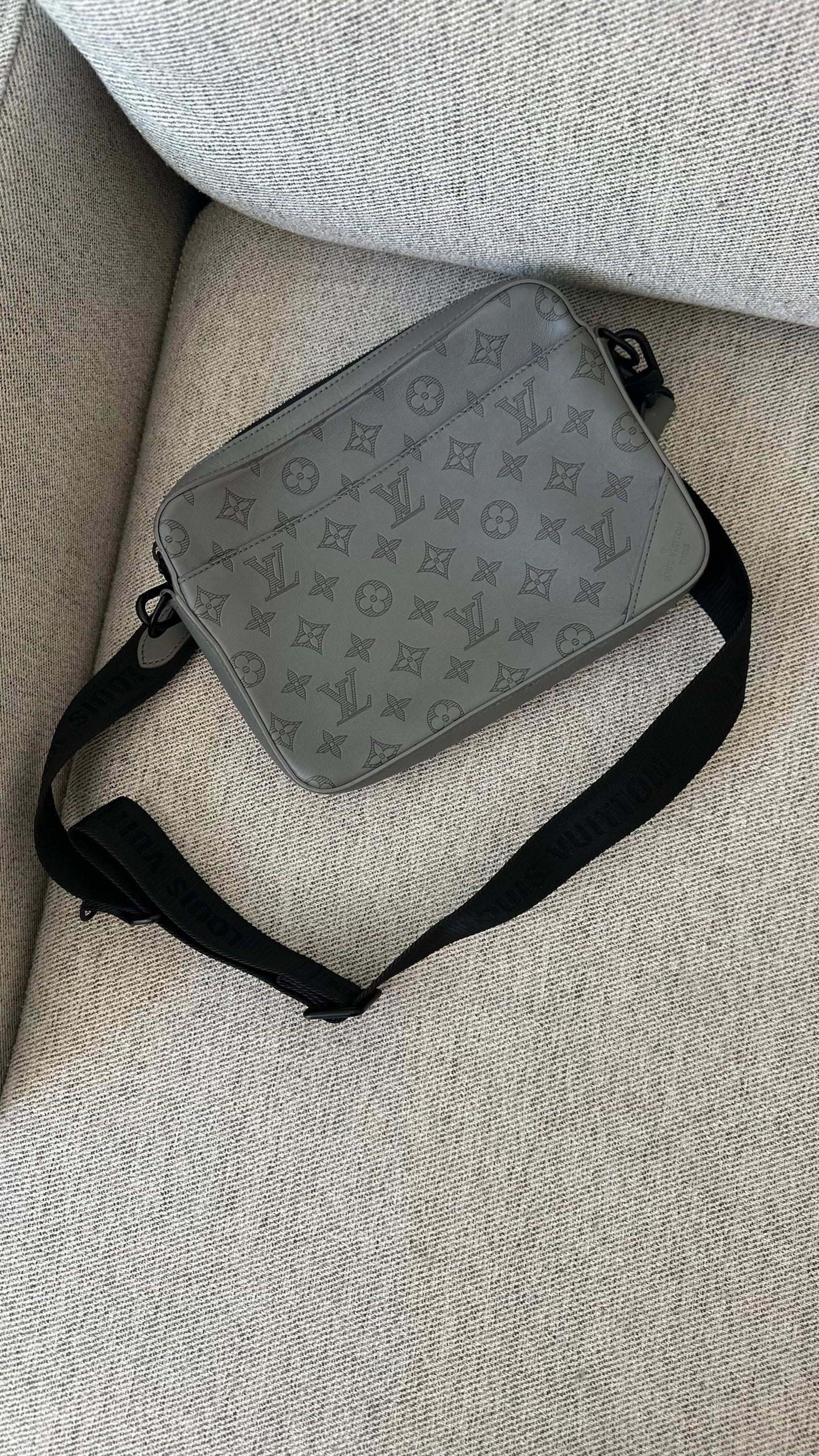 Louis Vuitton Grey Monogram Shoulder Messenger Bag