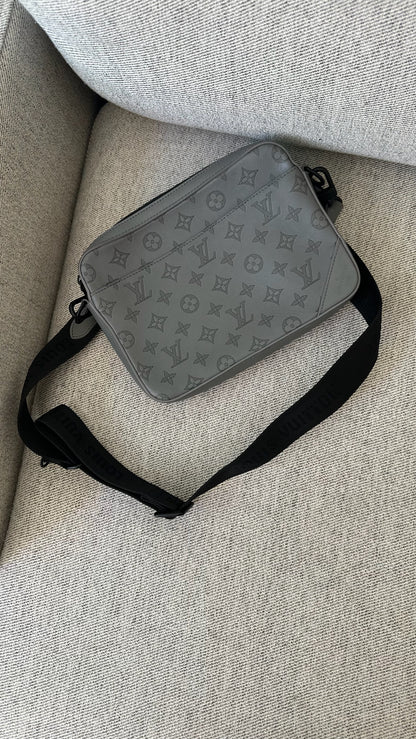 Louis Vuitton Grey Monogram Shoulder Messenger Bag