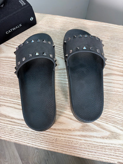 Valentino Mens Black Rockstud Sliders – EU 42 / UK 8
