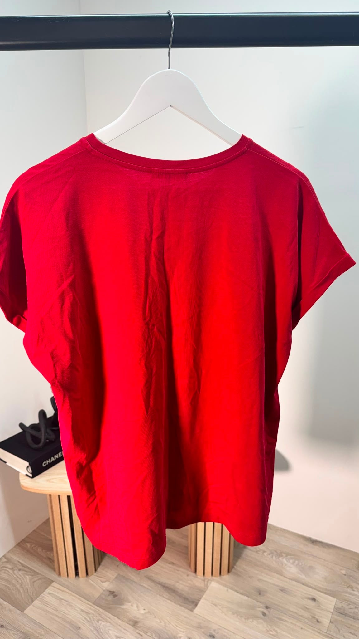 Balmain Red Gold Logo T-Shirt – IT 40