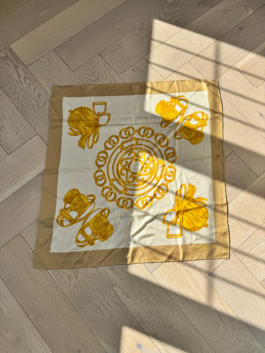 Celine Cream Gold Carré En Soie Silk Scarf – 85 x 85 cm