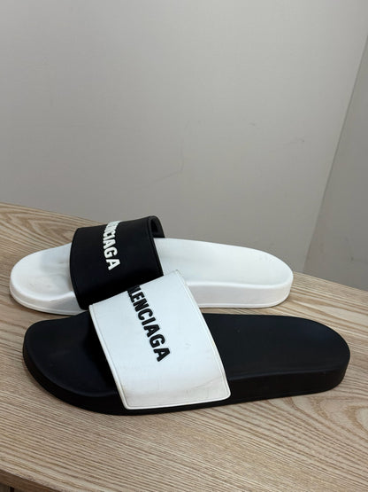 Balenciaga Black And White Slider - UK 12
