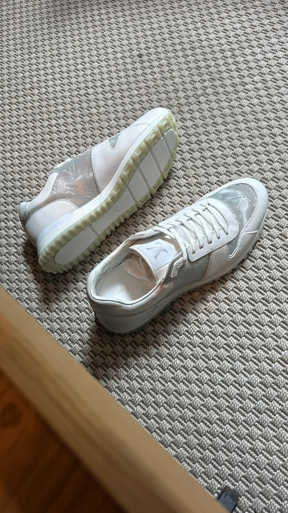 Louis Vuitton White Runaway Trainers – Brand New In Box UK 8