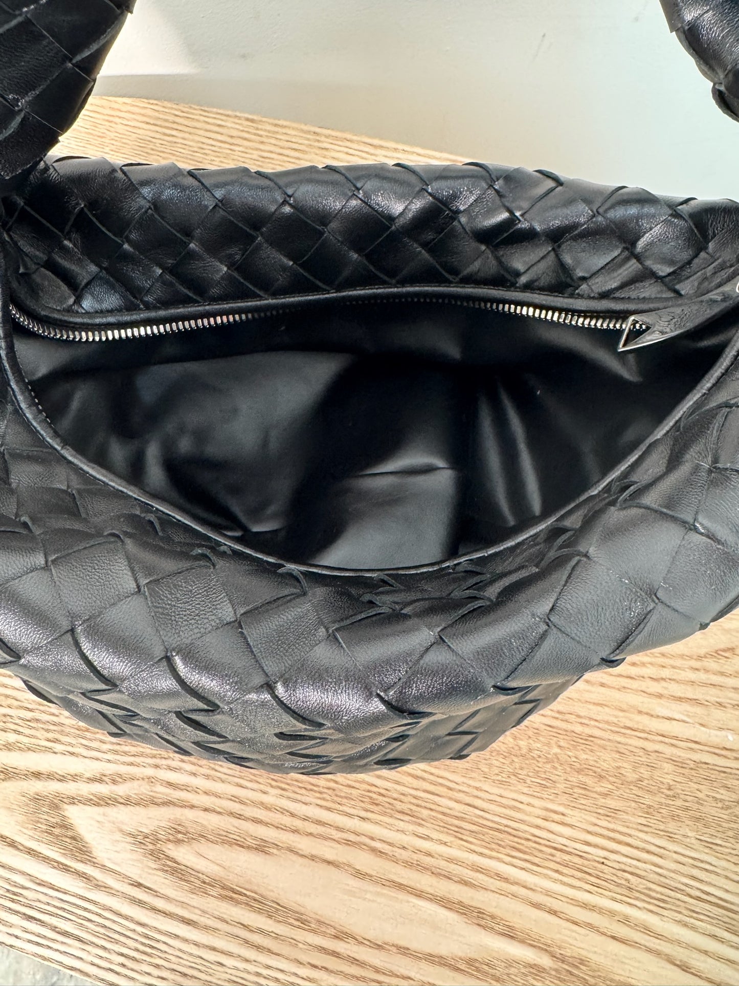 Bottega Veneta Black Lambskin Leather Jodie Suede Hobo Bag – New No Tags