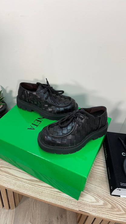 Bottega Veneta Intrecciato Leather Derby Shoes - 38/UK5