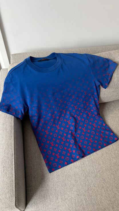 Louis Vuitton Blue Monogram T-Shirt – UK Small