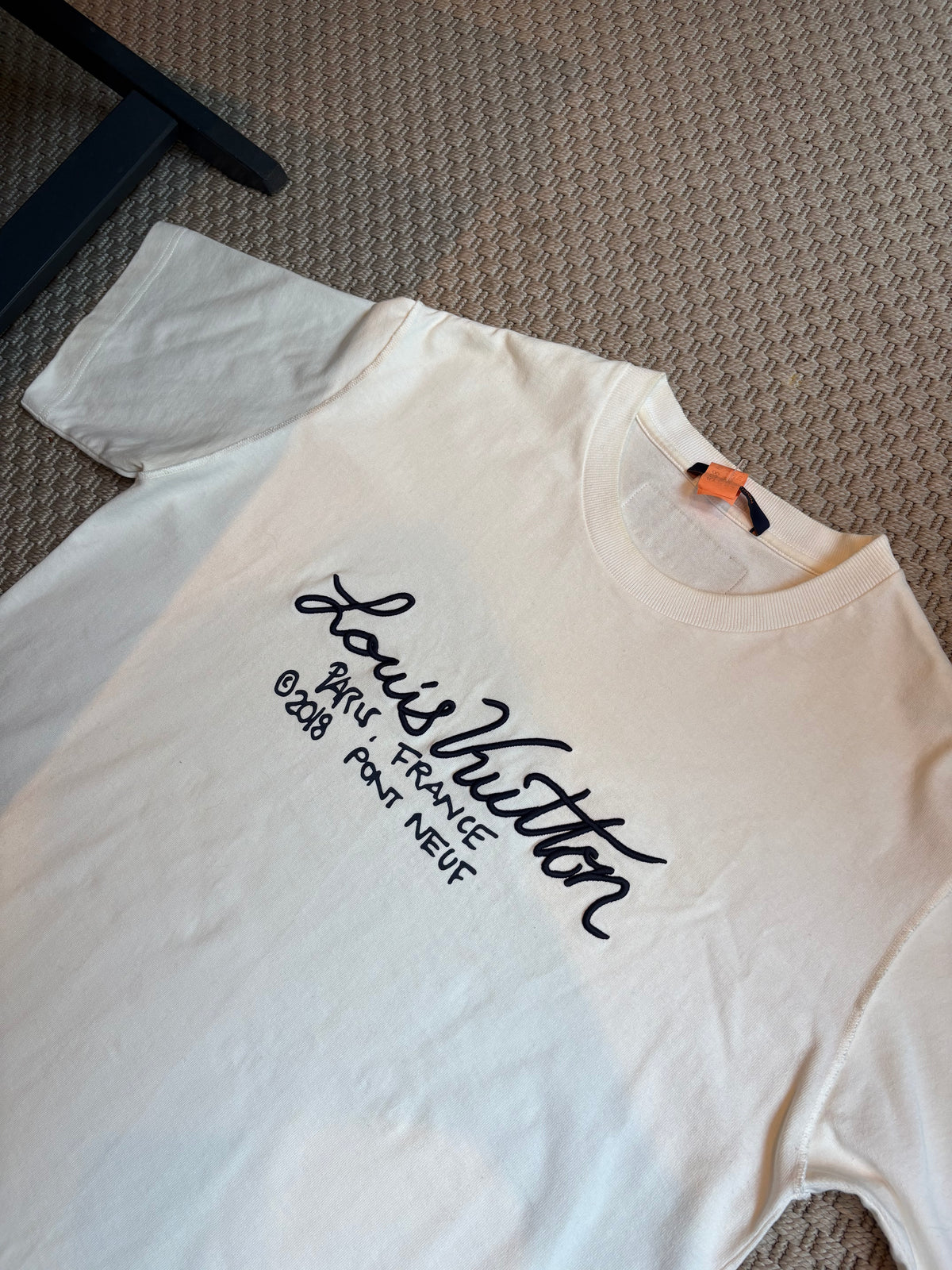 Louis Vuitton White Embroidered Signature T-Shirt – XXL
