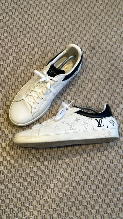 Louis Vuitton White Black Monogram Eclipse Trainers – UK 7.5