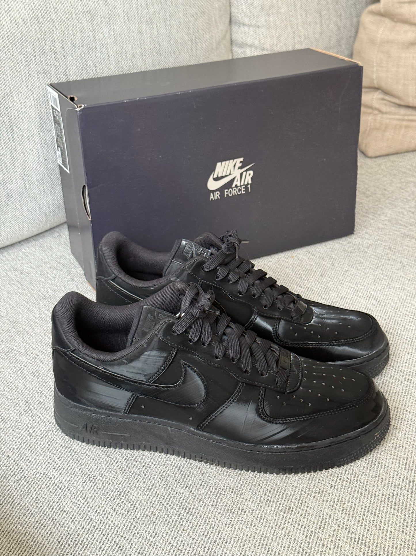 Nike Air Force 1 '07 Luxe Trainers in Black Leather - UK 7.5