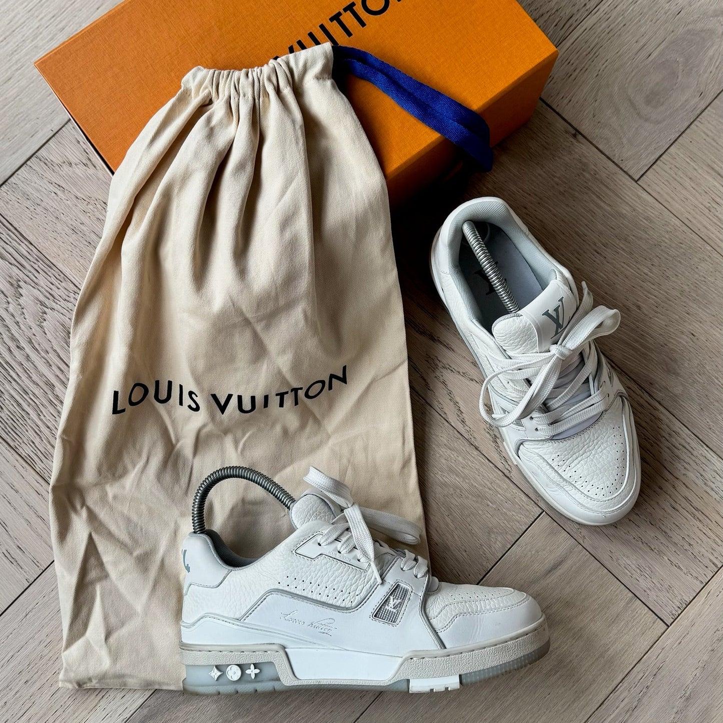 Louis Vuitton White Monochrome Trainers – EU 38 / UK 5