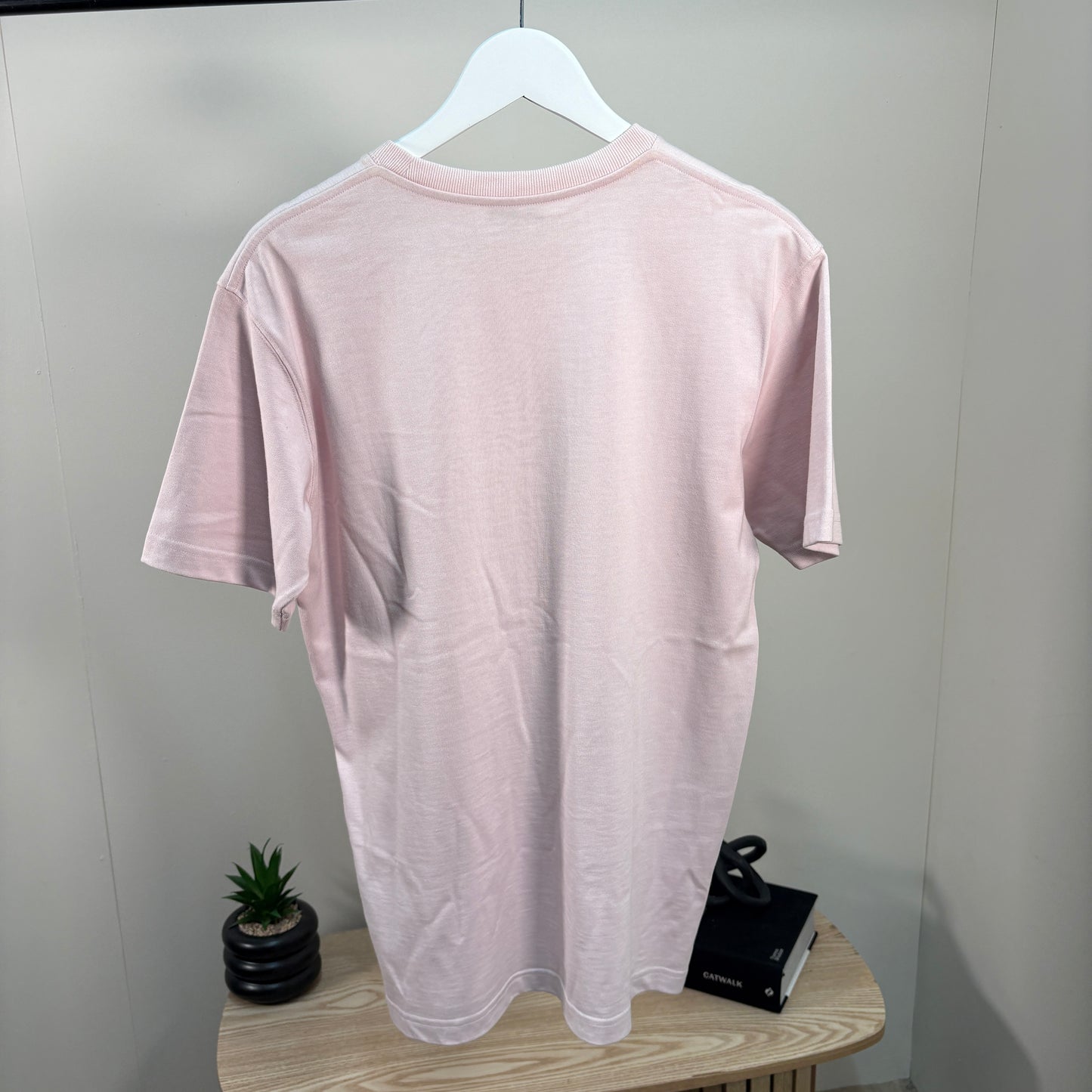 Dior Baby Pink CD Logo T-Shirt – UK Small