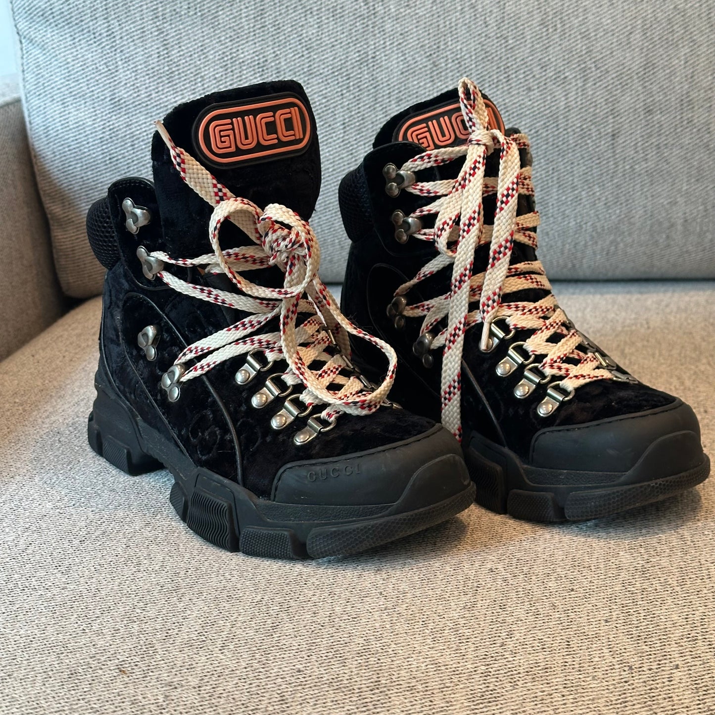 Gucci Black Crystal Velvet Flashtreck Chunky Boots – EU 37.5 / UK 4.5
