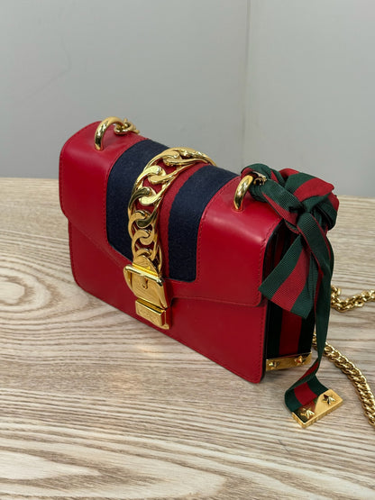 Gucci Red Sylvie Chain Crossbody Leather Handbag - One Size