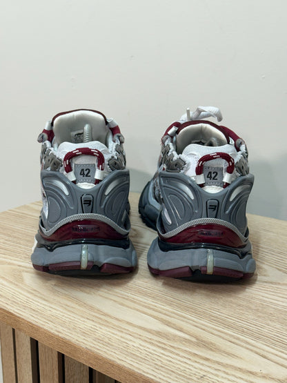Balenciaga Silver Burgundy Runner Trainers - 42/uk8